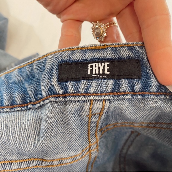 Frye Carpenter Utility Denim - Picture 12 of 12